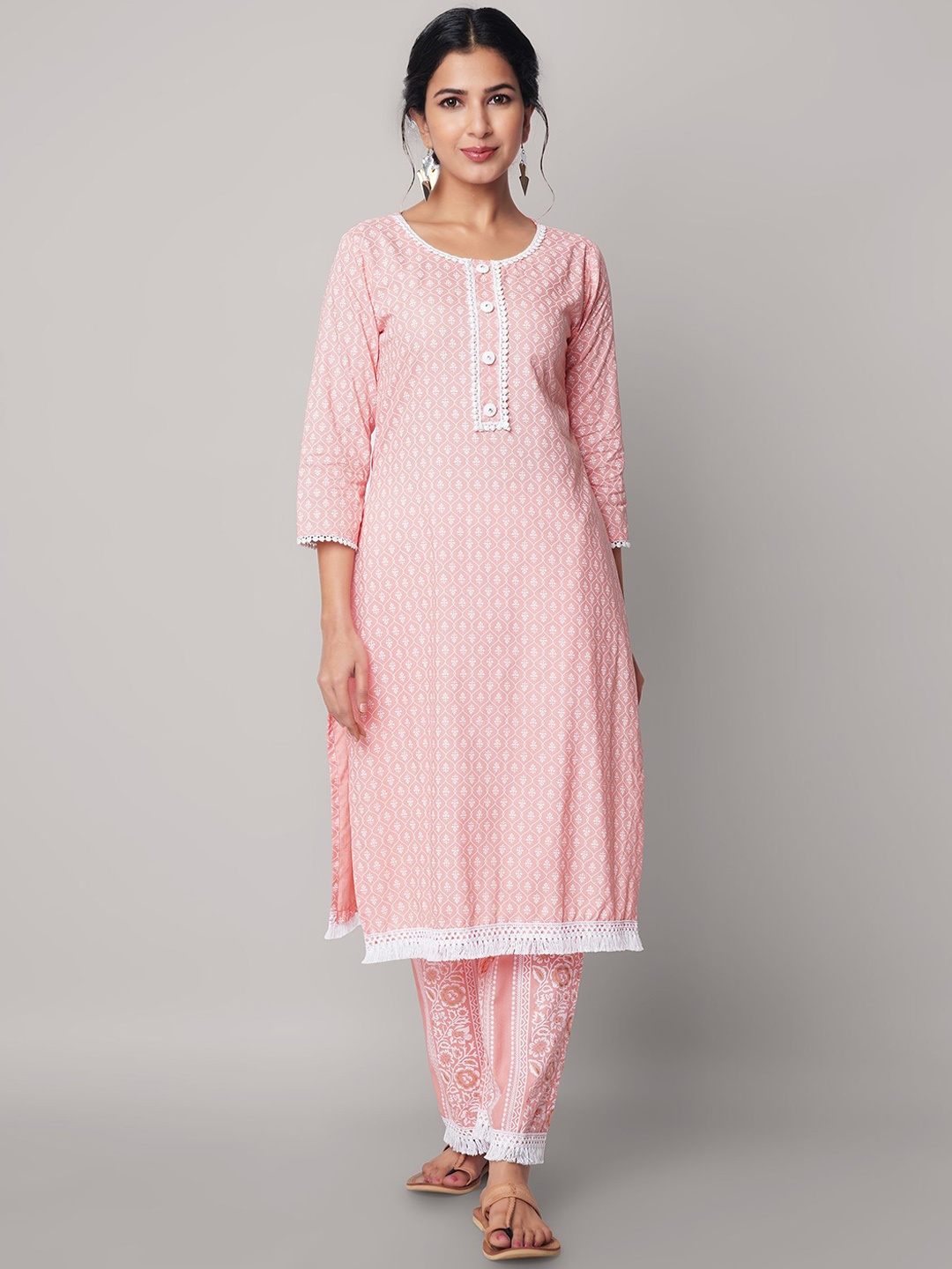 

God Bless Women Peach-Coloured Ethnic Motifs Thread Work Kurta with Trousers