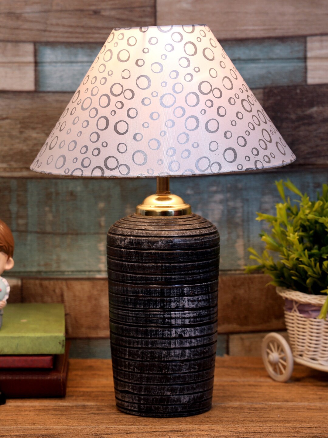 

foziq Grey & White Printed Table Lamp