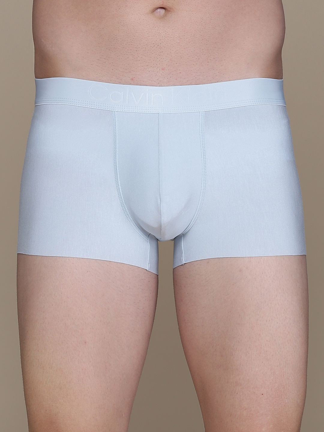 

Calvin Klein Underwear Men Blue Solid Trunk NB32485F9