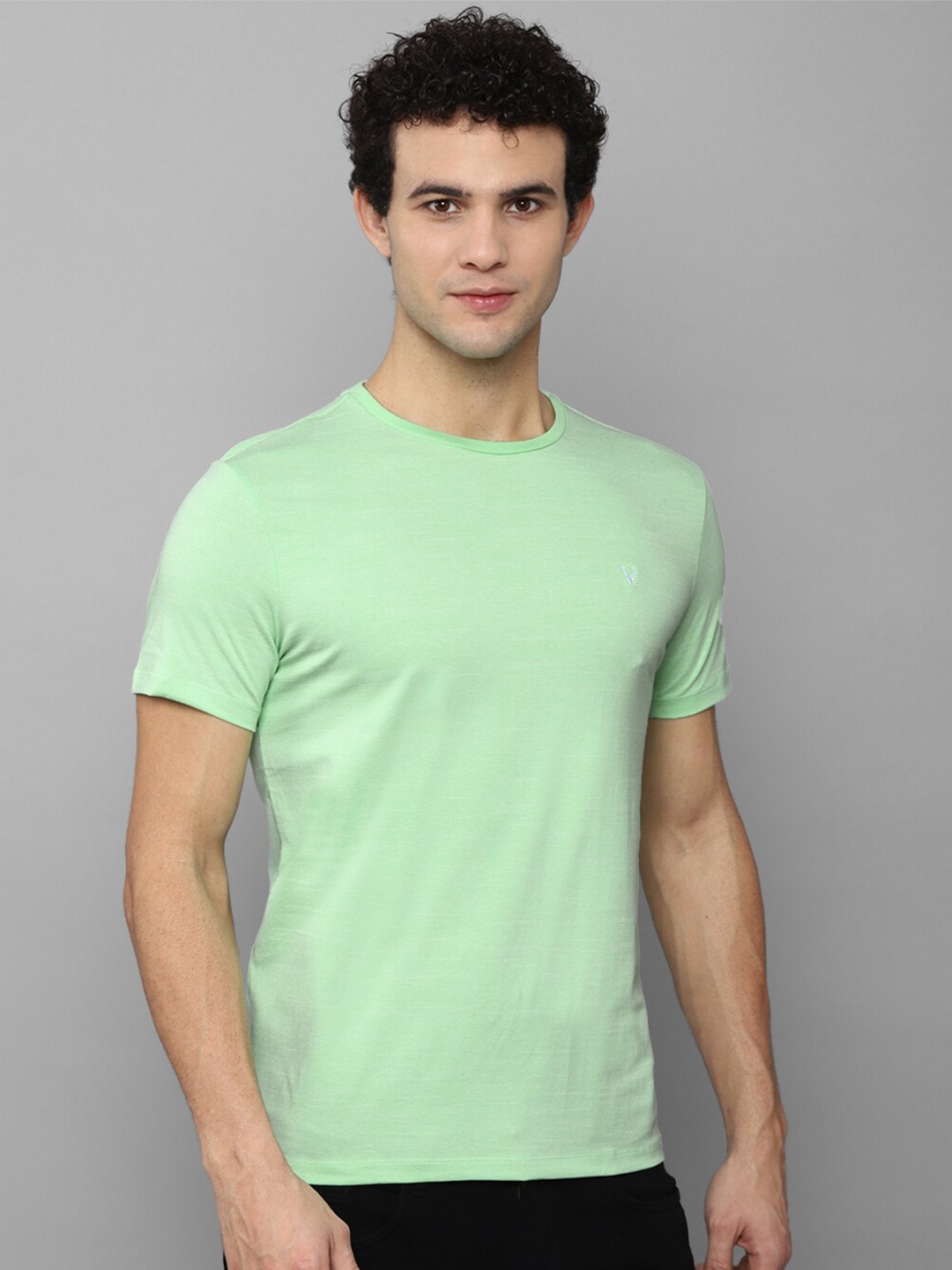 

Allen Solly Men Sea Green Slim Fit Pure Cotton T-shirt