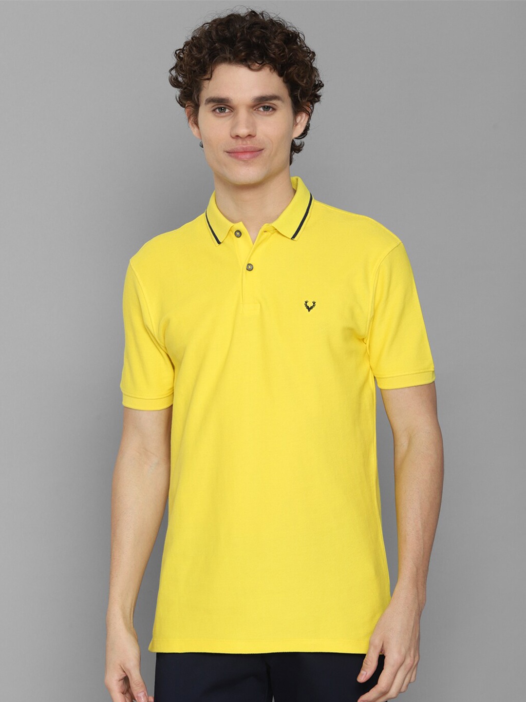 

Allen Solly Men Yellow Polo Collar Applique T-shirt