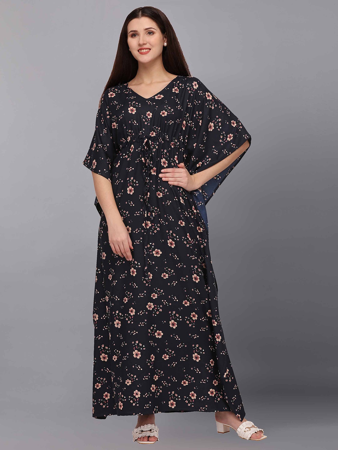 

Fashfun Women Blue Floral Maxi Dress