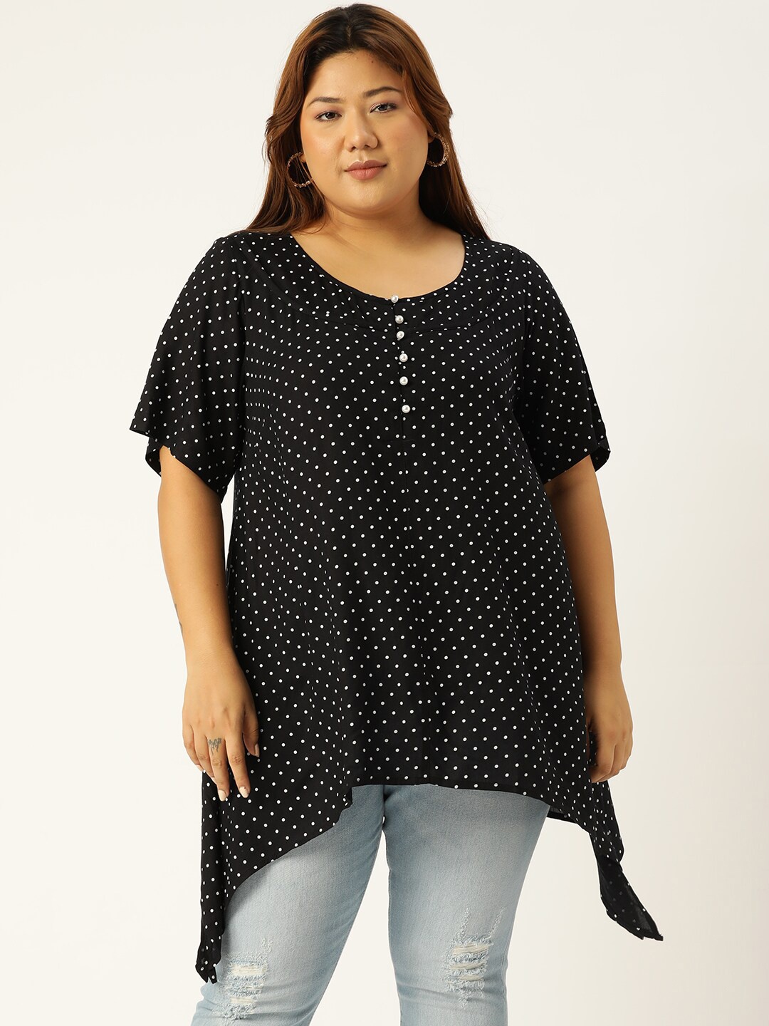 

theRebelinme Plus Size Women's Black Polka Dot Printed Asymmetric Hem Top