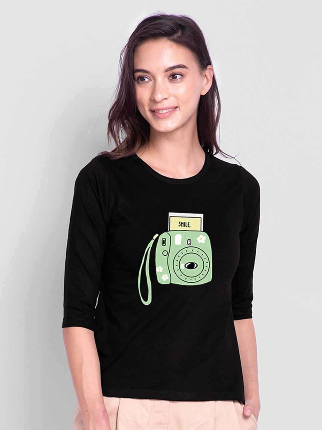 

Bewakoof Women Black Printed Pure Cotton Slim Fit T-shirt