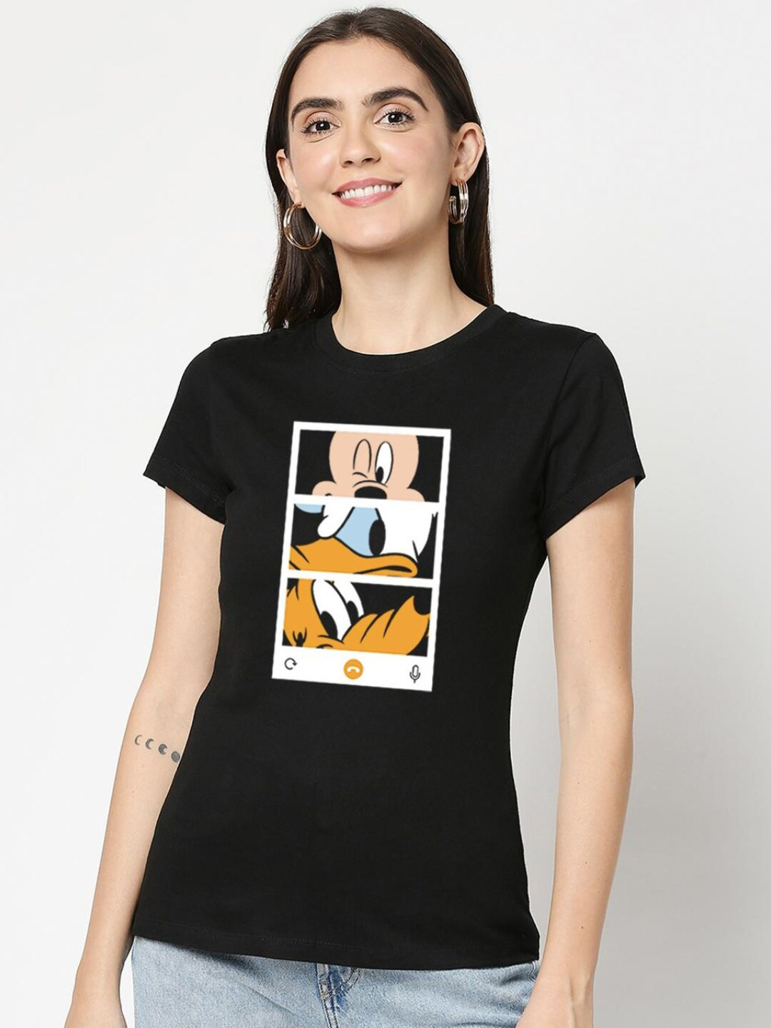 

Bewakoof Women Black Printed Pure Cotton Applique Slim Fit T-shirt