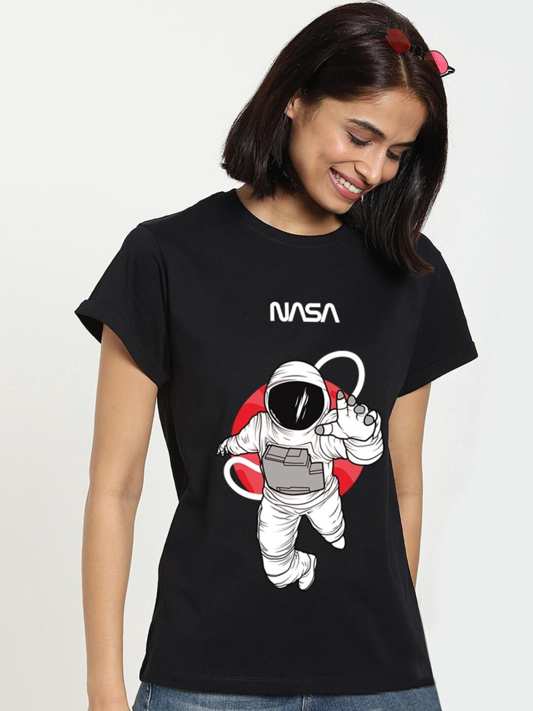 

Bewakoof Women Black Printed Pure Cotton T-shirt
