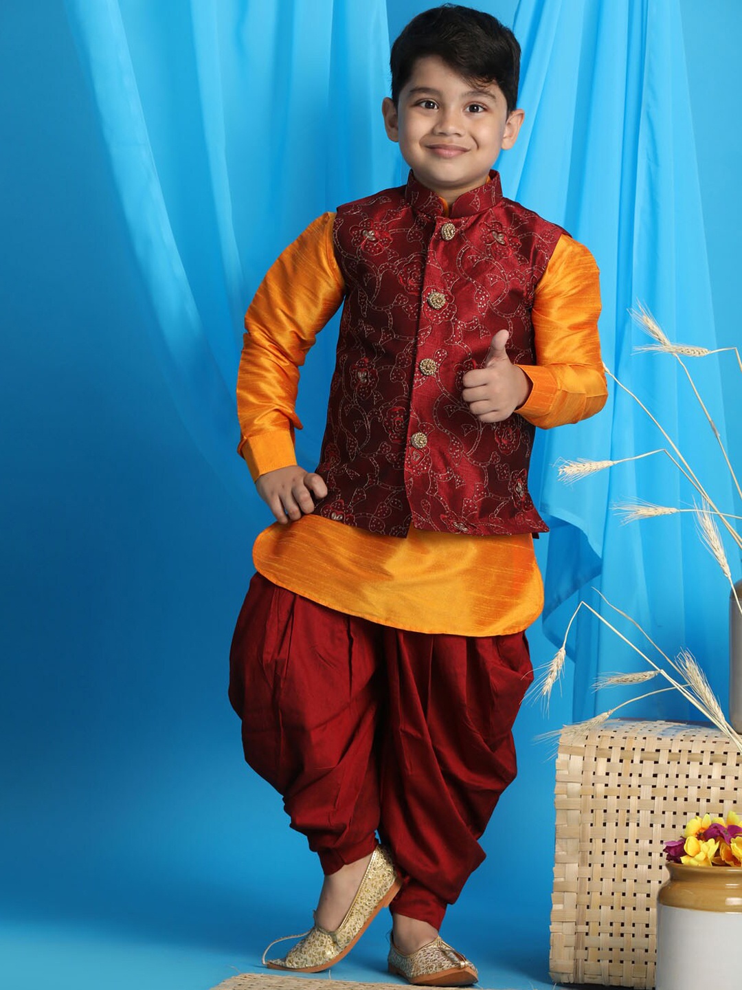 

VASTRAMAY Boys Orange Ethnic Motifs Embroidered Empire Sequinned Kurta with Dhoti Pants