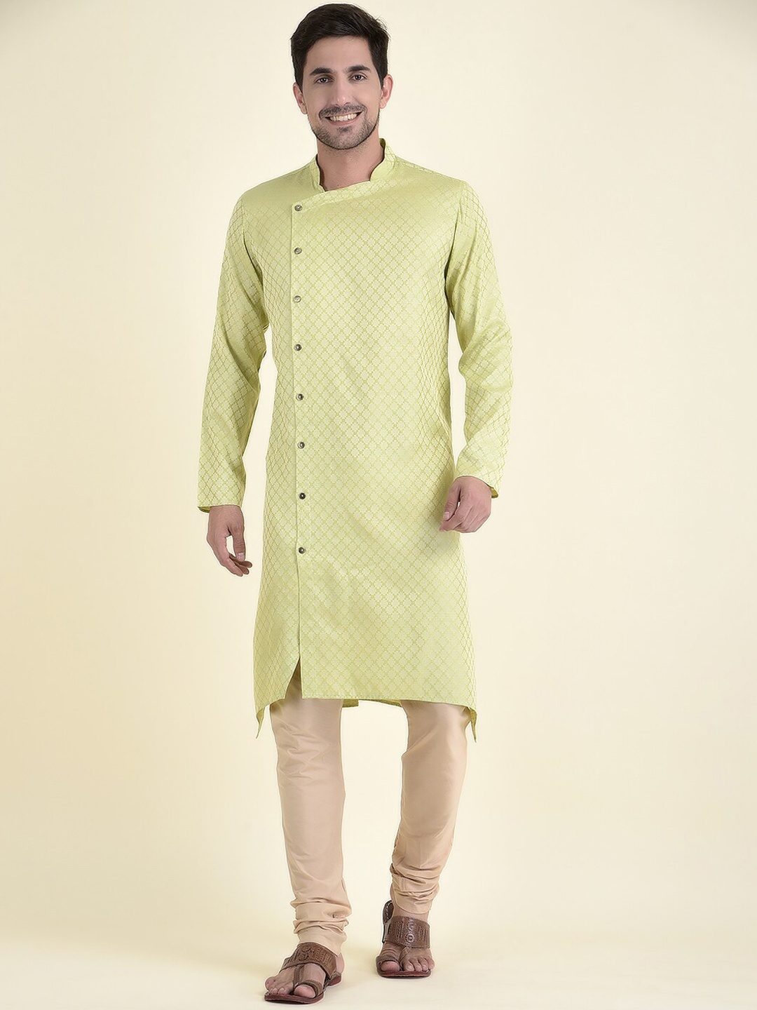 

TABARD Men Printed Cotton Kurta, Lime green