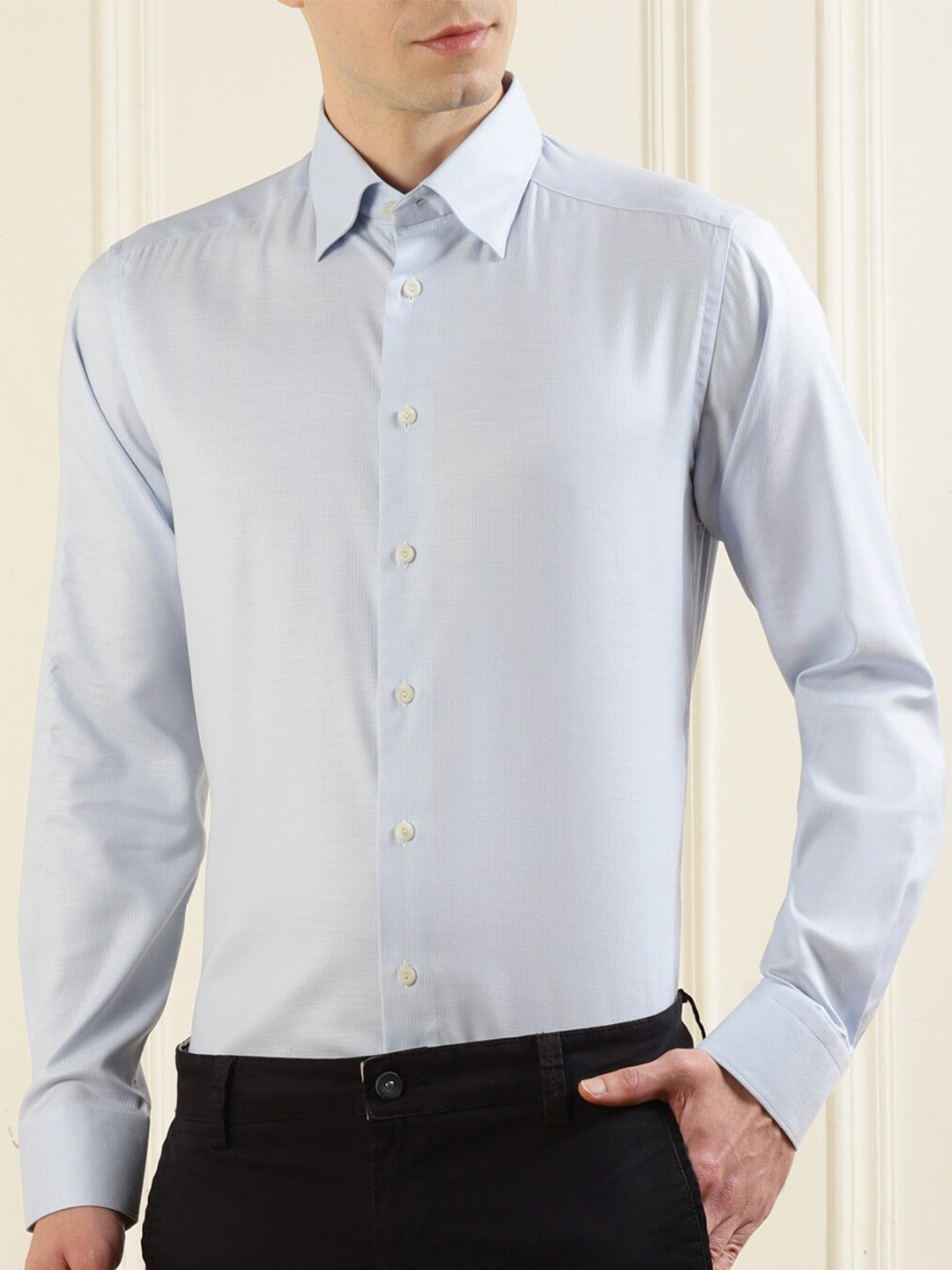 

Eton Men Blue Solid Casual Shirt