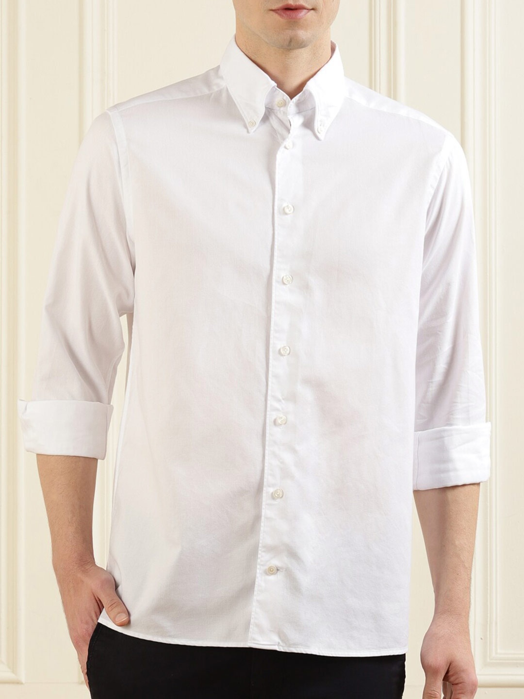 

Eton Men White Solid Button-Down Collar Casual Shirt