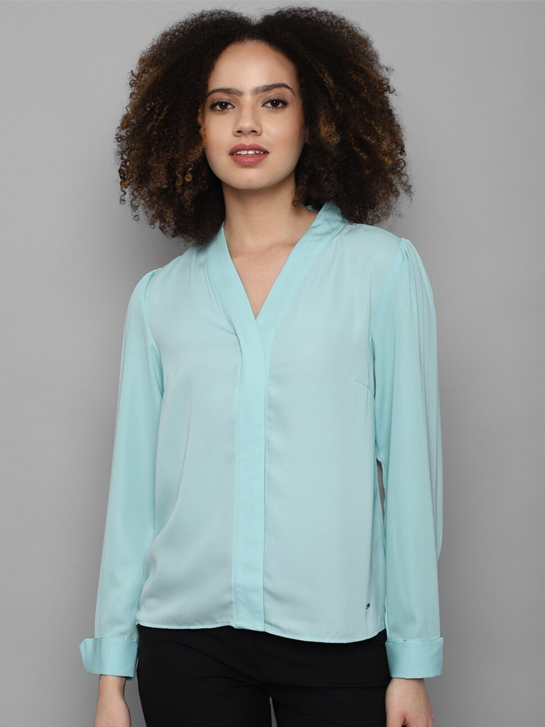 

Allen Solly Woman Blue V-Neck Cuffed Sleeve Blouson Top
