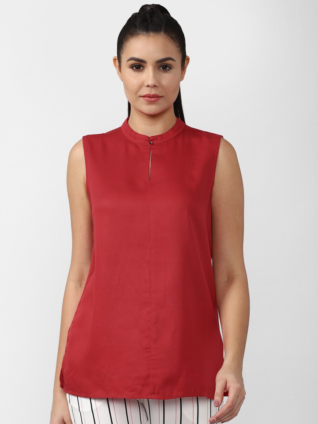 

Van Heusen Woman Red Solid Sleeveless Top