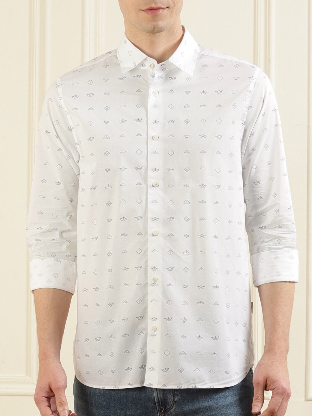 

Ted Baker Men White Conversational Printed Casual Shirt