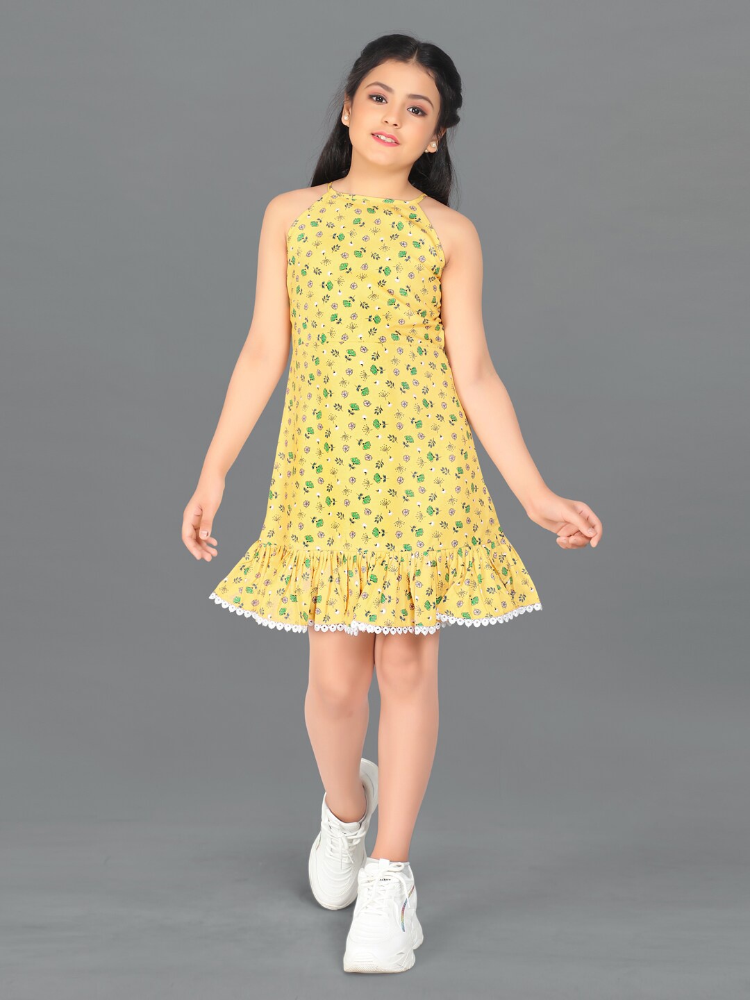 

FASHION DREAM Yellow Floral Halter Neck A-Line Dress