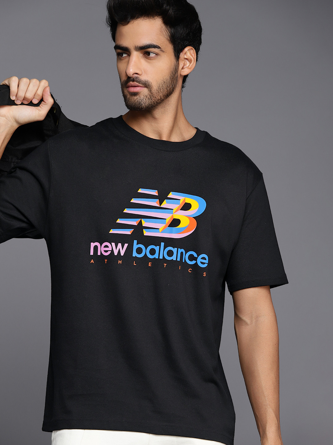 

New Balance Men Black & Pink Athletics Amplified Brand Logo Printed Pure Cotton T-shirt