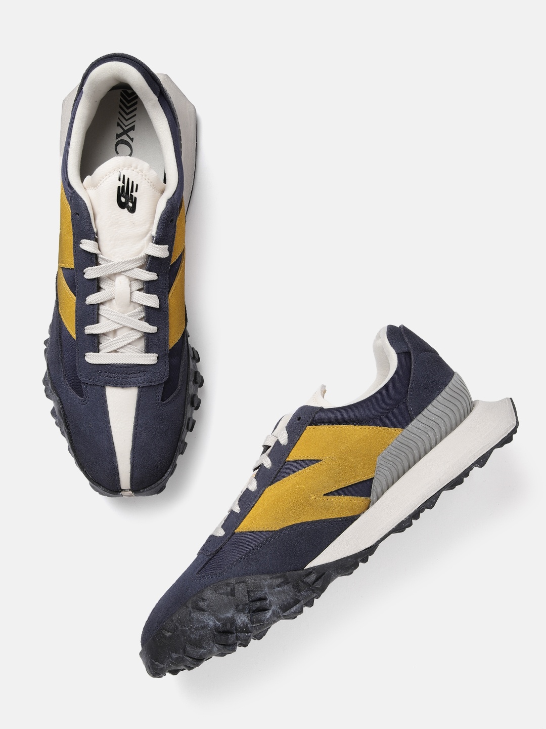 

New Balance Men Colourblocked Sneakers, Navy blue