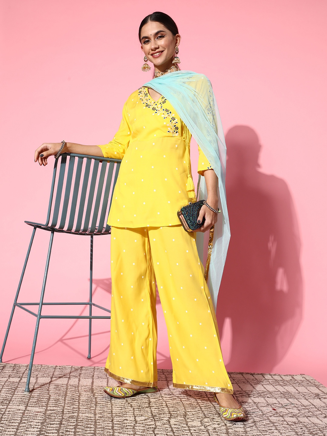

HERE&NOW Women Geometric Viscose Rayon Fluid Tie-Up Kurta Set, Yellow