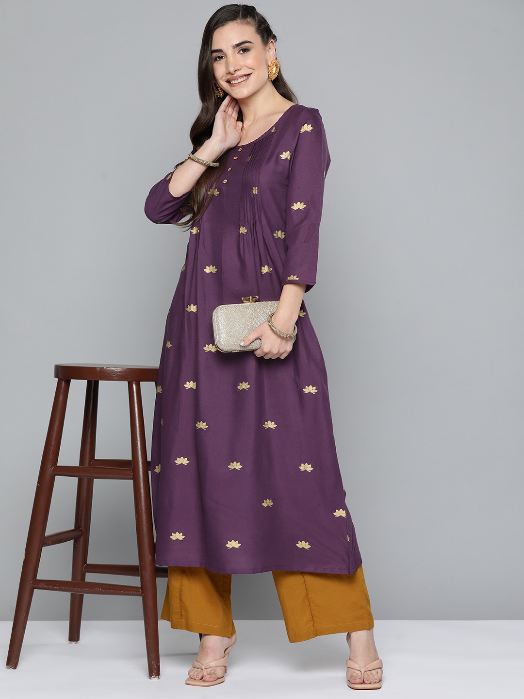 

HERE&NOW Women Purple & Golden Floral Printed Kurta