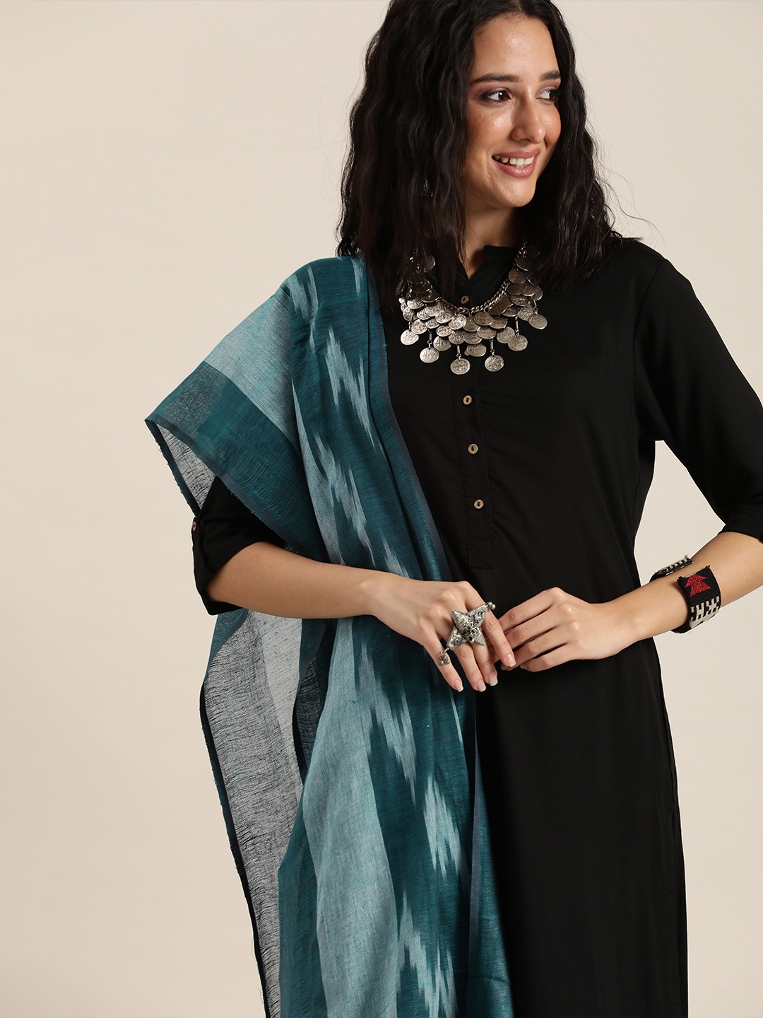 

Taavi Green Woven Design Pure Cotton Ikat Dupatta