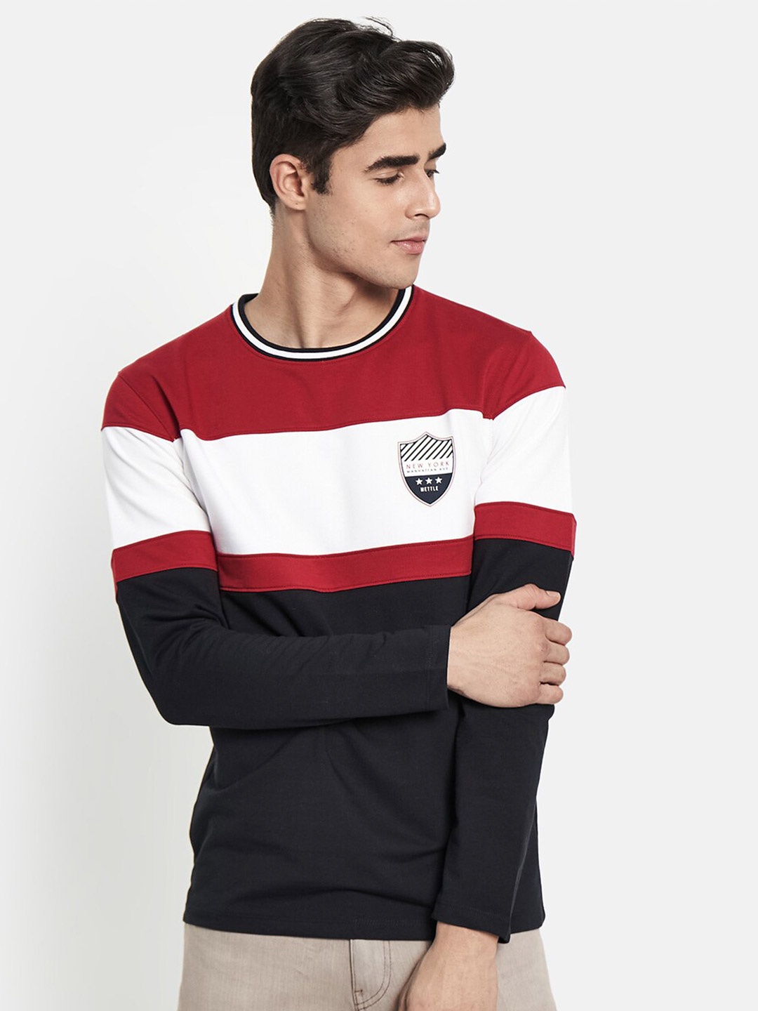 

METTLE Men Red Colourblocked Applique T-shirt