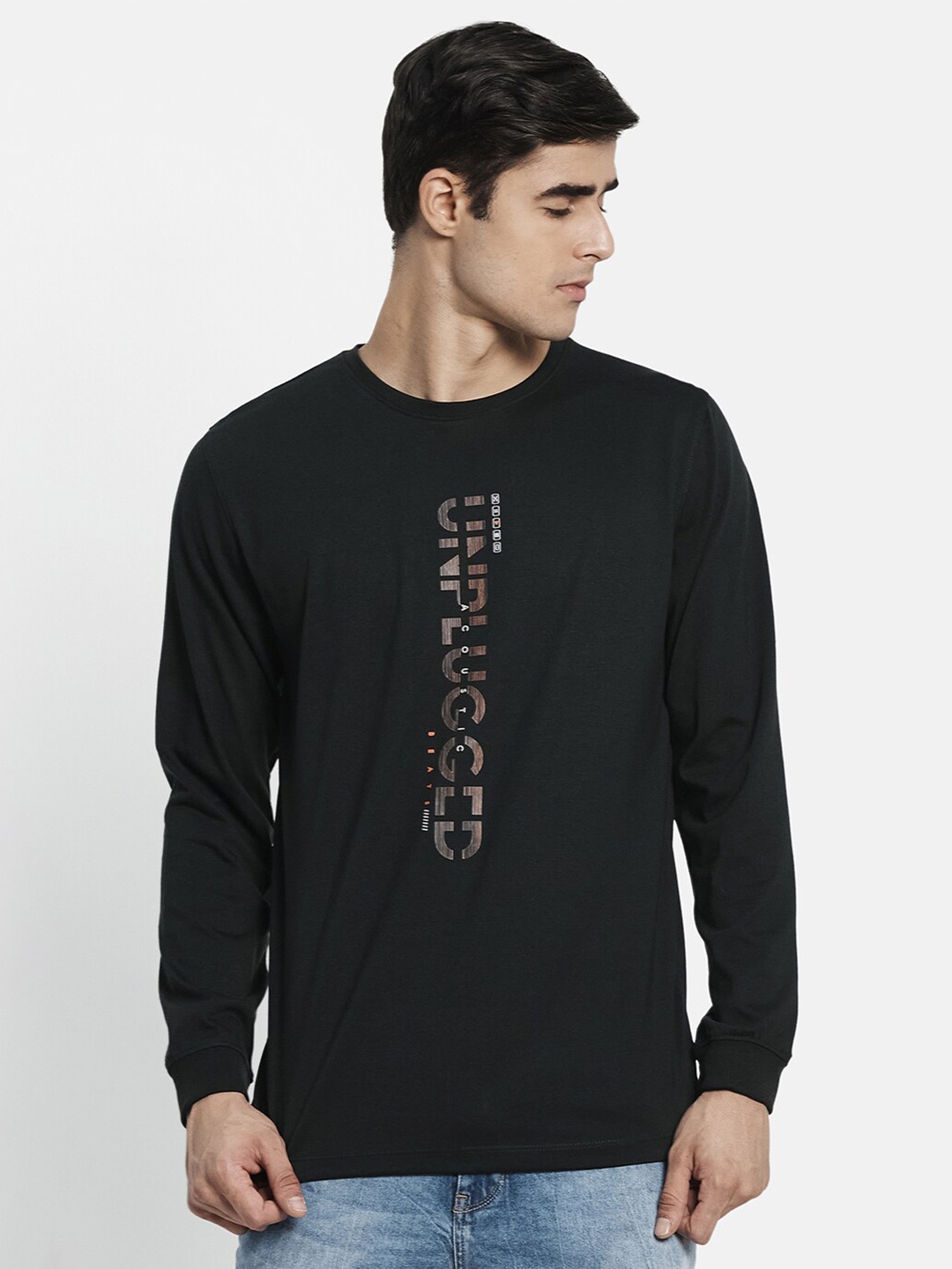

METTLE Men Olive Green Typography Printed Cotton T-shirt