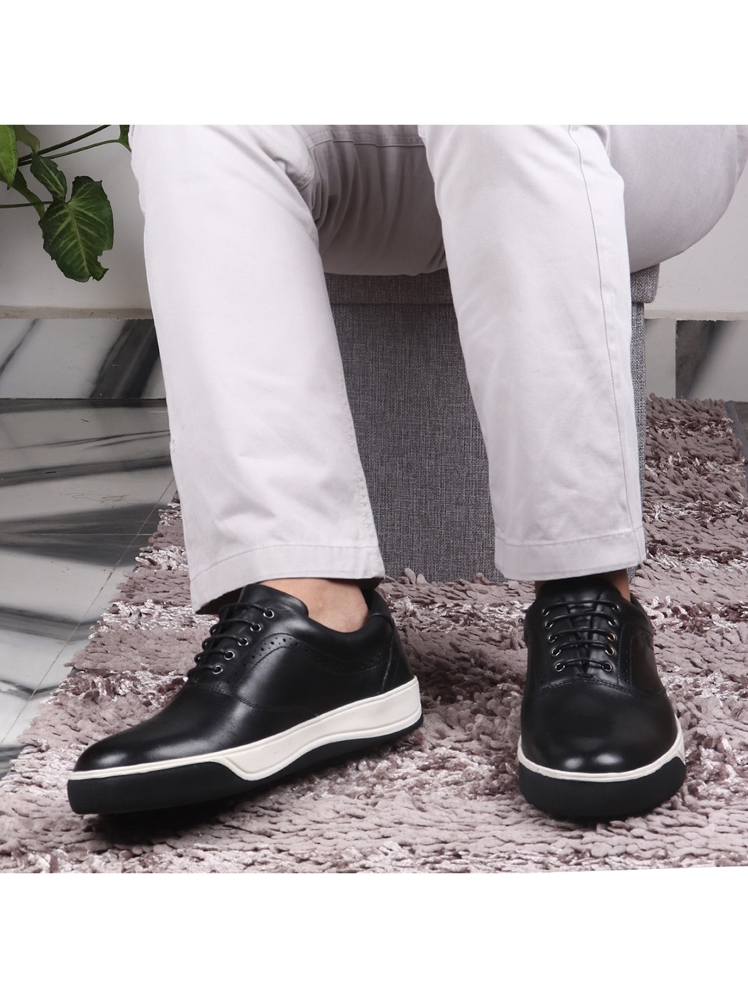 

TOP BRASS Men Black Leather Sneakers
