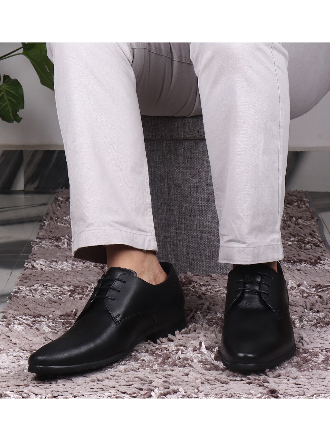 

TOP BRASS Men Black Solid Leather Formal Derbys