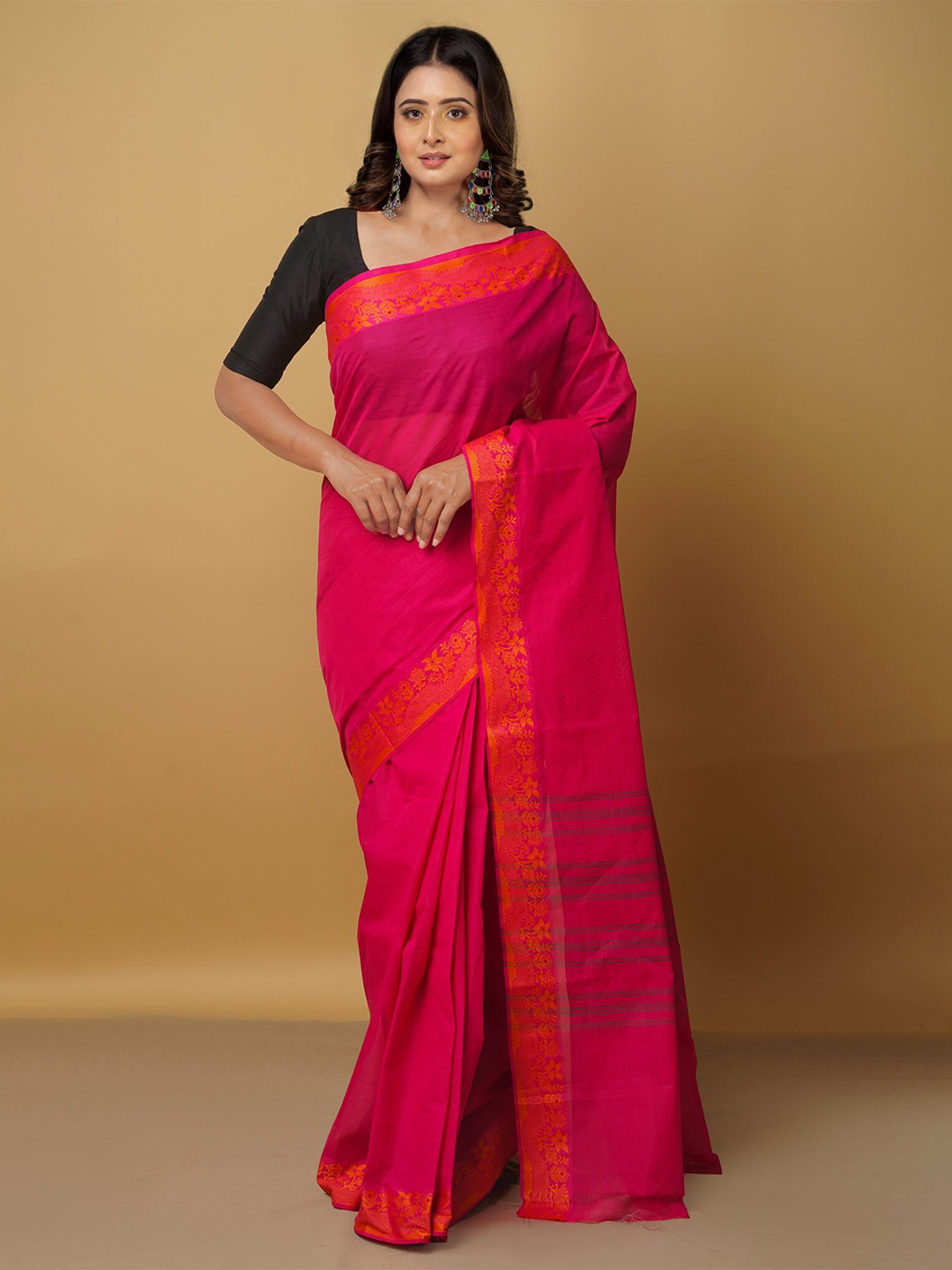 

Unnati Silks Pink & Gold-Toned Woven Design Zari Pure Cotton Venkatgiri Saree