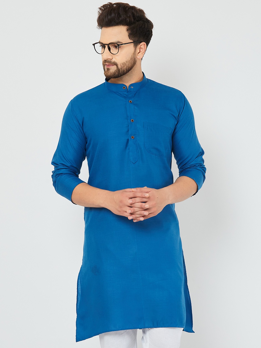 

Armaan Ethnic Men Blue Solid Straight Kurta