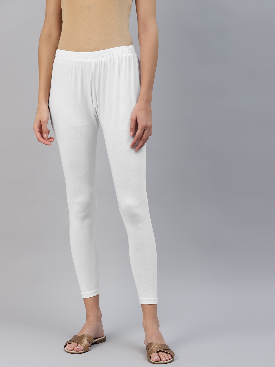 

Laabha Women White Solid Ankle Length Leggings