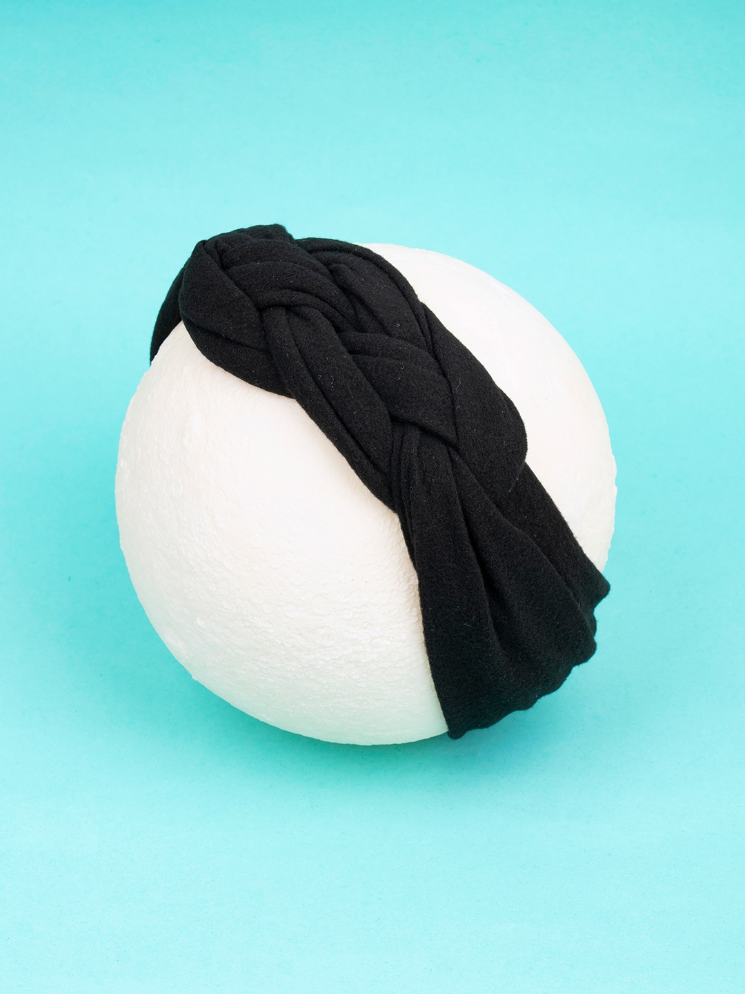 

Arendelle Girls Black Plaid Head Band