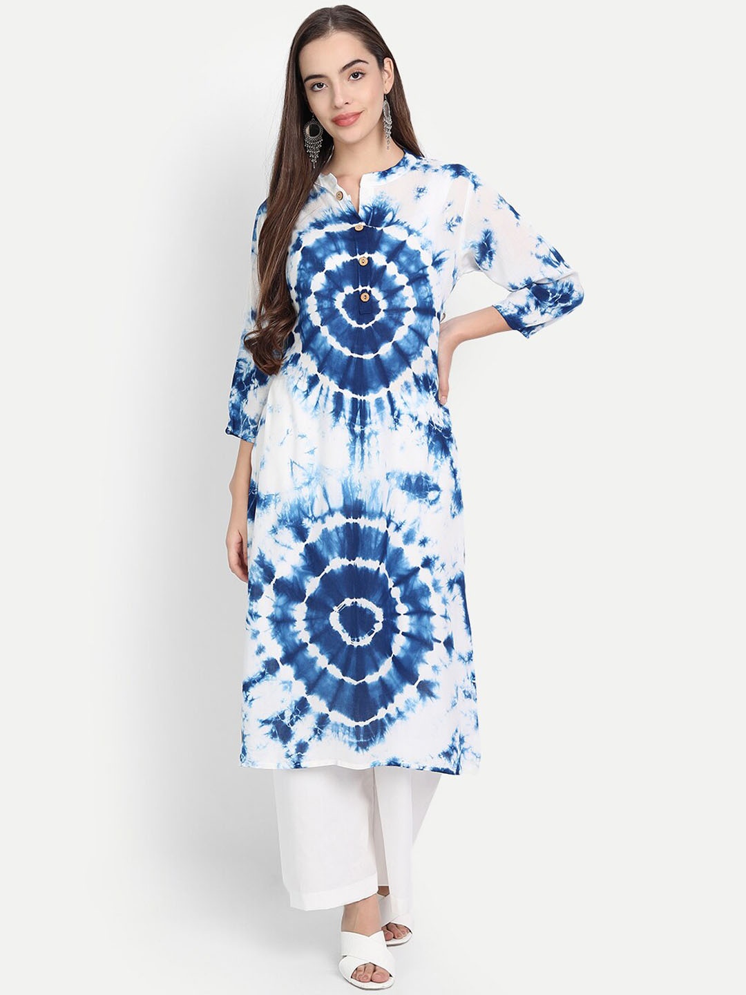 

KALINI Women White & Blue Tie and Dye Kurta