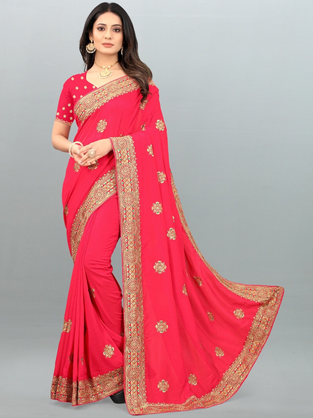 

GAJARAI Pink & Gold-Toned Floral Embroidered Silk Blend Banarasi Saree