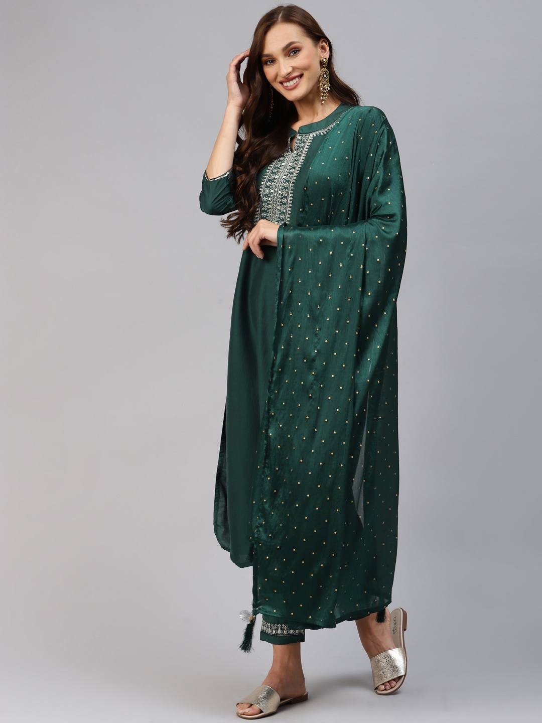 

SheWill Women Green Floral Embroidered Kurta with Trousers & With Dupatta