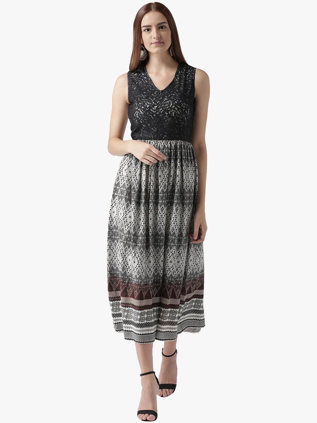 

DODO & MOA Black Ethnic Motifs Crepe Midi Dress