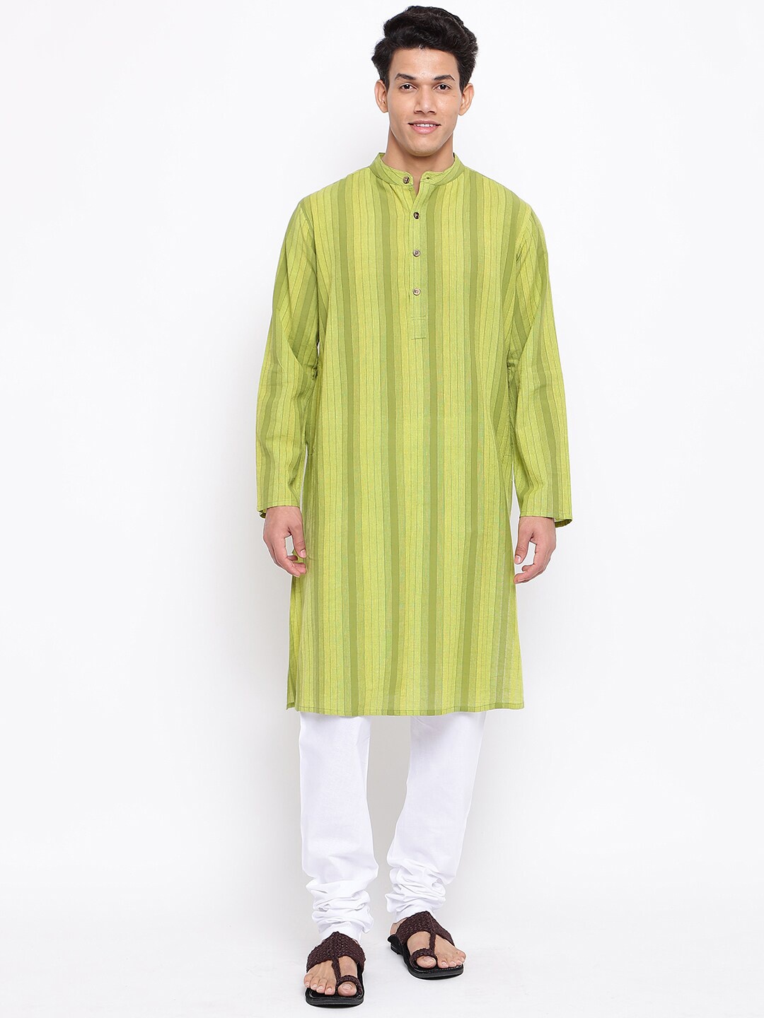 

Fabindia Men Green Thread Work Kurta