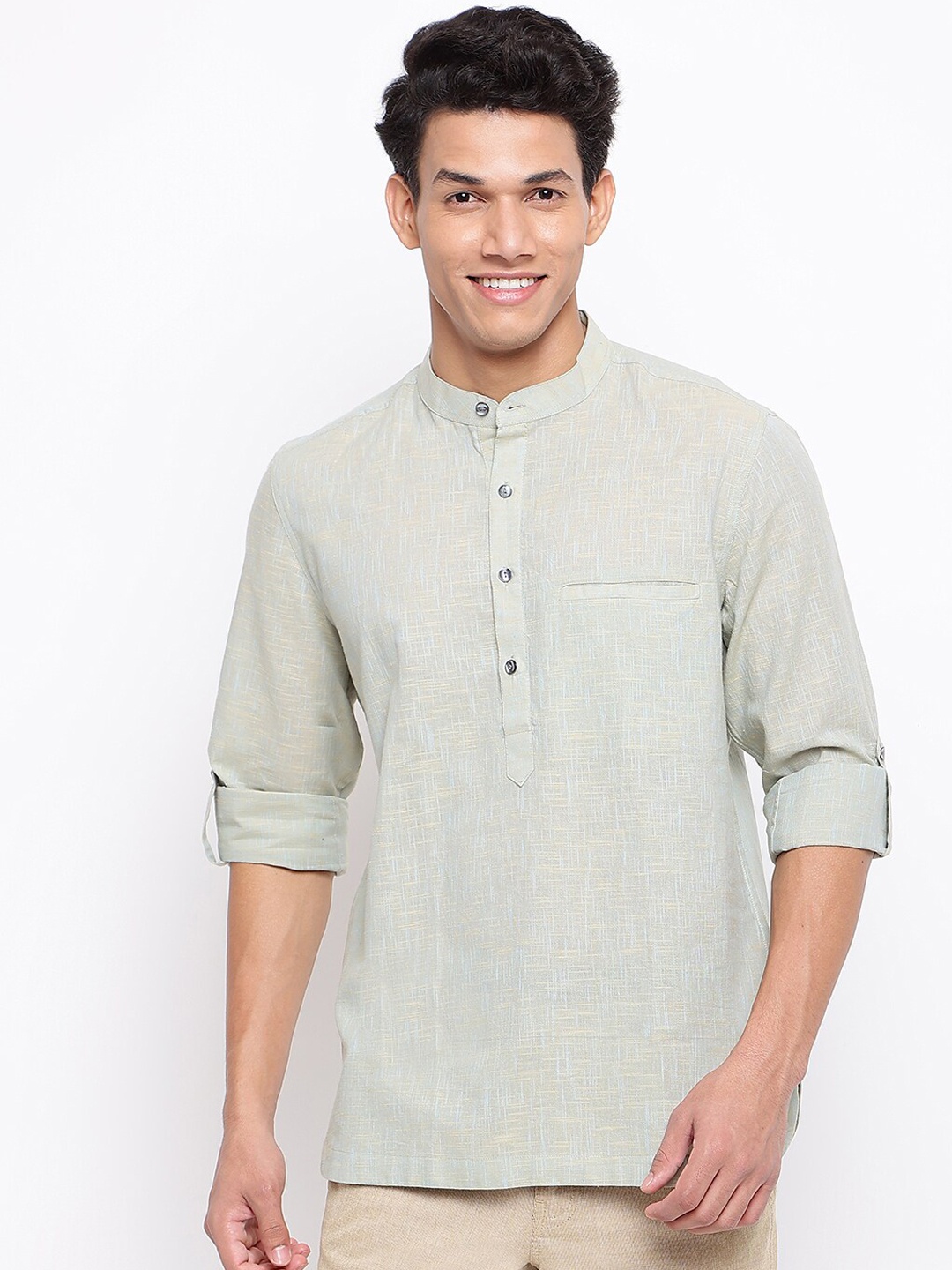 

Fabindia Men Green Solid Kurta