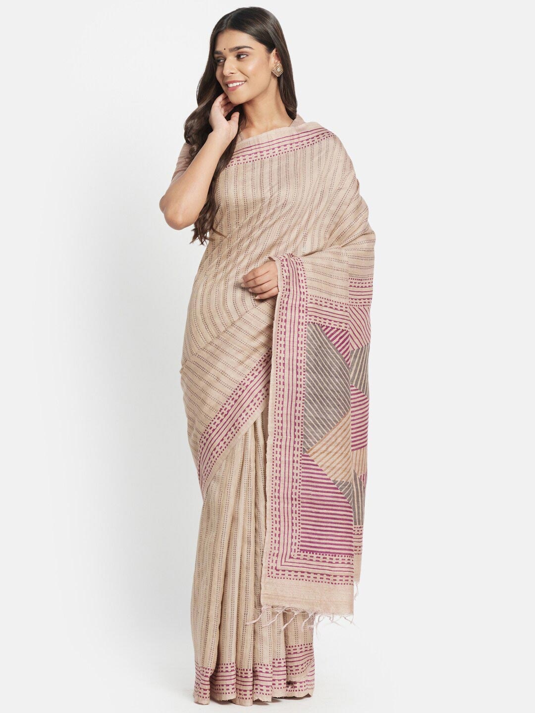 

Fabindia Beige & Pink Pure Silk Block Printed Saree