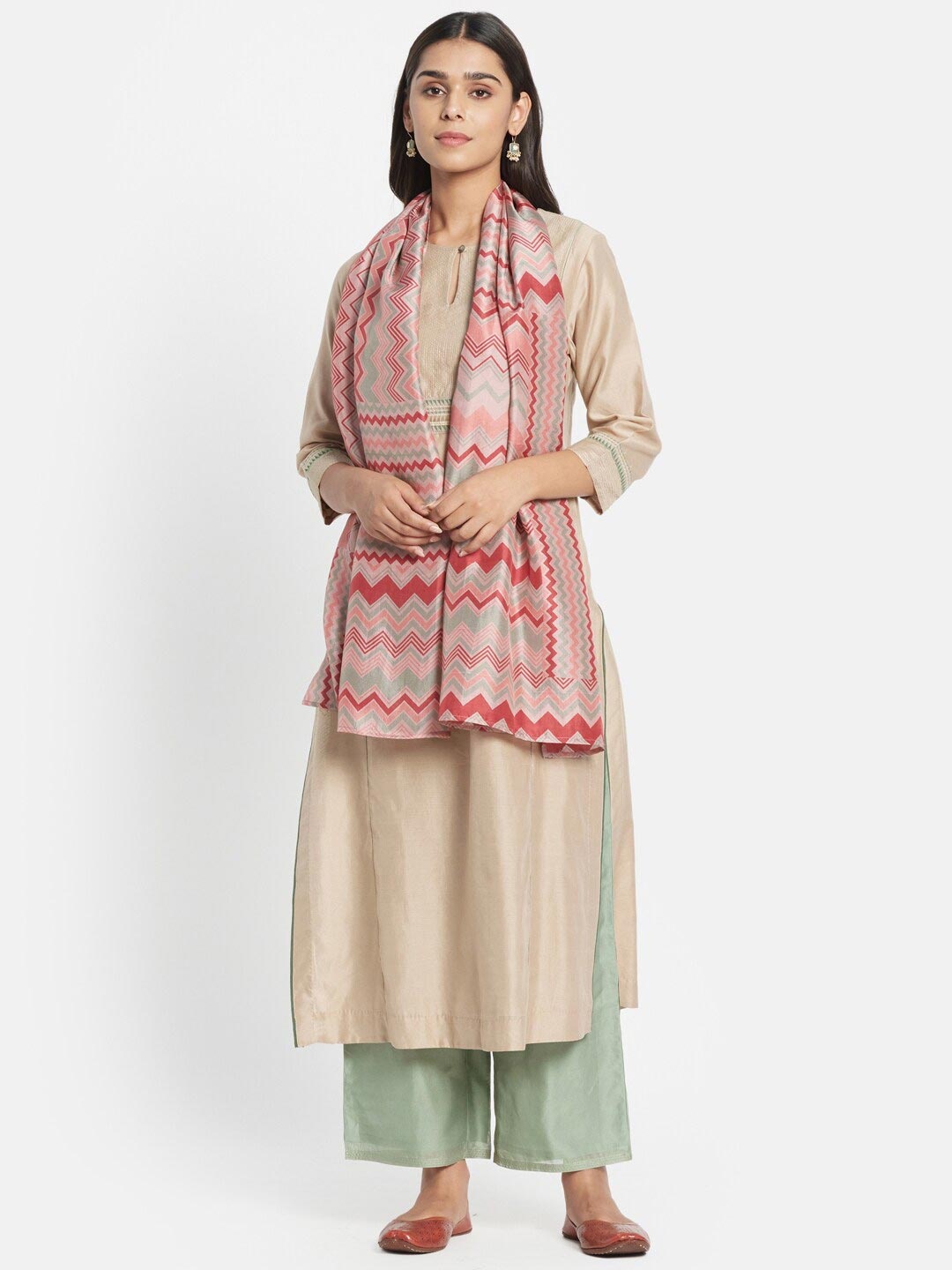 

Fabindia Women Pink & Grey Printed Silk Stole