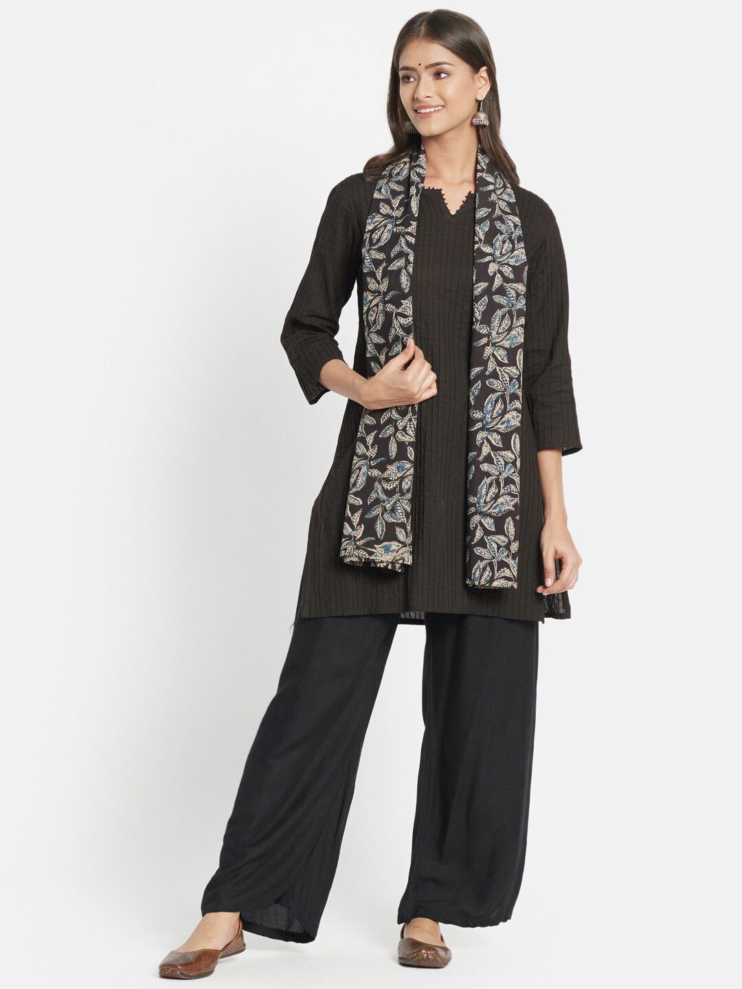 

Fabindia Women Black & Blue Printed Stole