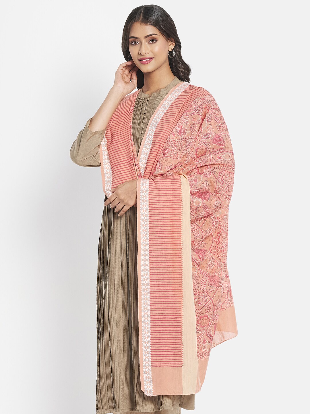

Fabindia Pink & White Hand Block Printed Pure Cotton Dupatta
