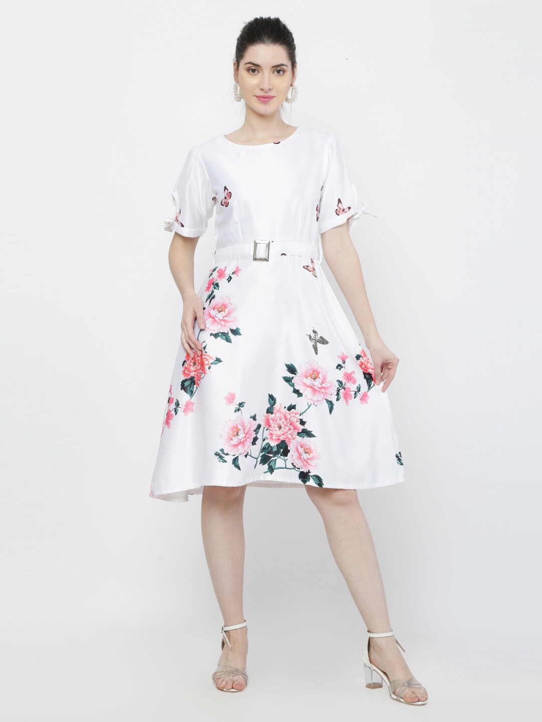 

WinEra White Floral Satin Dress