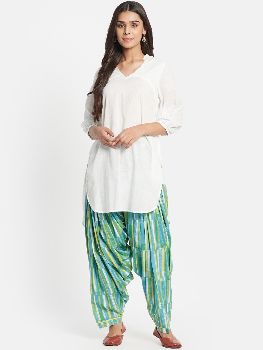 

Fabindia Women Pure Cotton Kurti with Dhoti Pants, Green