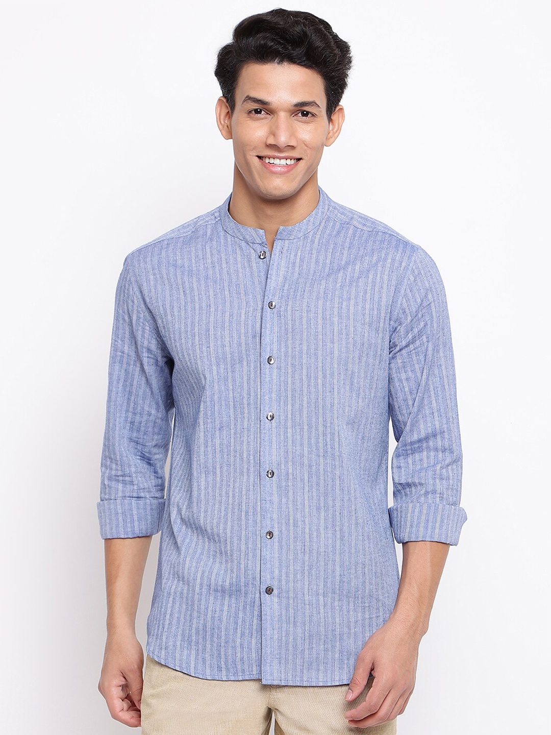 

Fabindia Men Blue Slim Fit Striped Casual Shirt