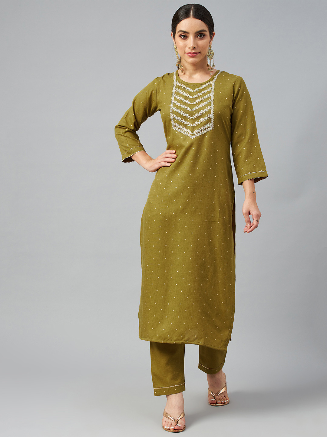 

SheWill Women Green Embroidered Sequinned Kurta with Trousers