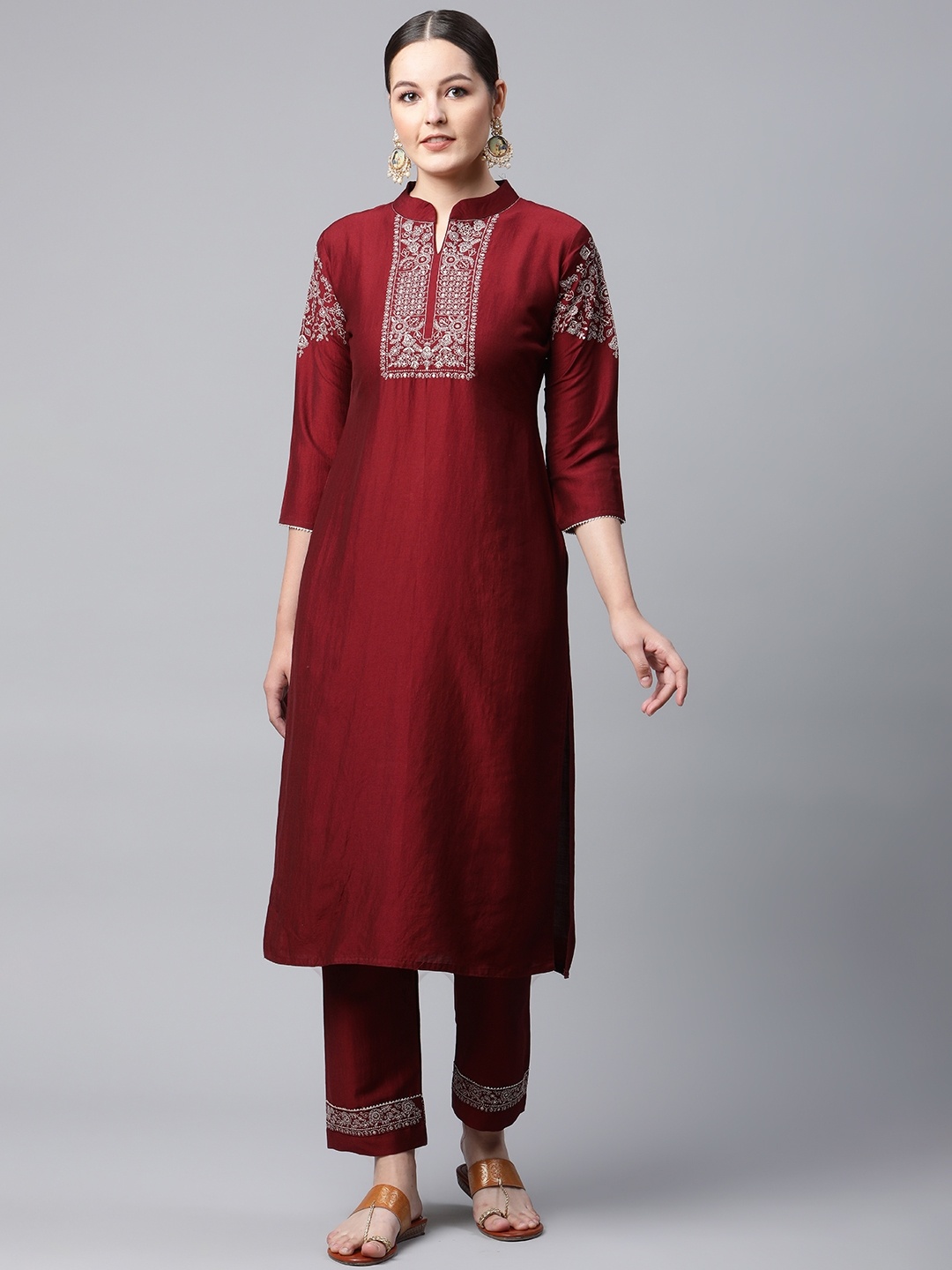

SheWill Women Maroon Ethnic Motifs Embroidered Kurta with Trousers