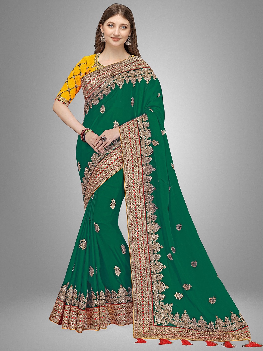 

Trendmalls Green & Gold-Toned Floral Embroidered Pure Silk Saree