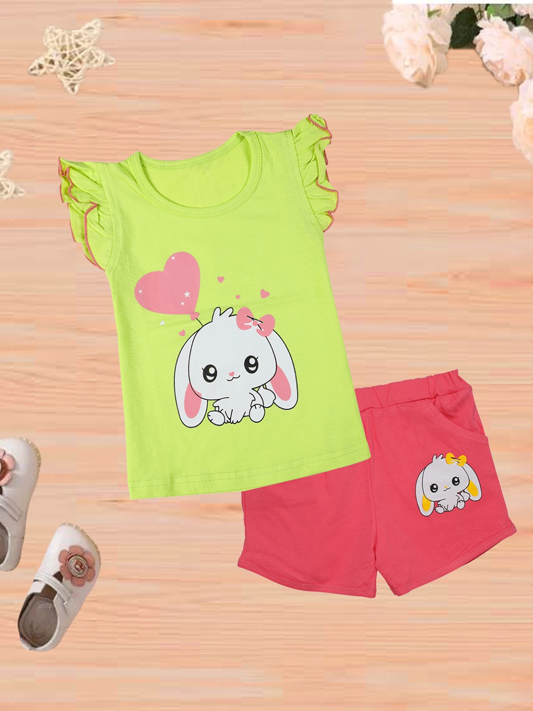 

CATCUB Girls Green & Pink Pure Cotton Printed Top with Shorts