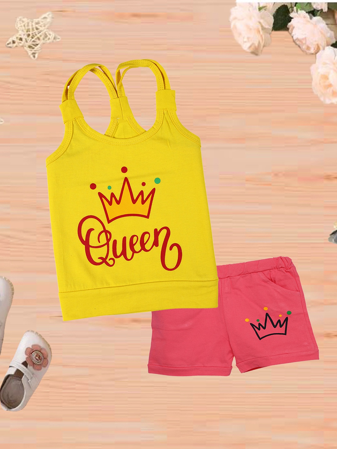 

CATCUB Girls Yellow & Pink Printed Top with Shorts