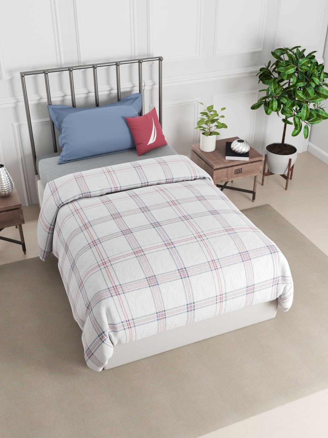 

Nautica Blue Checked AC Room 150 GSM Pure Cotton Double Bed Quilt